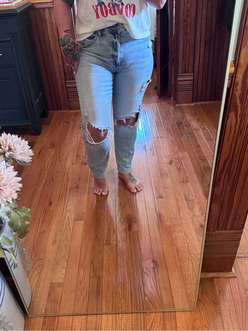 eunina Tobi Super High Rise Mom Crop Jeans